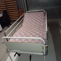 Letto degenza nuovo