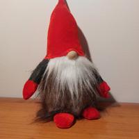 Gnomo di natale con pelliccia