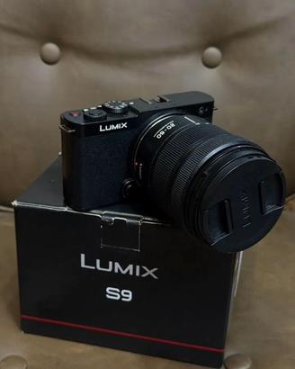 Panasonic lumix s9