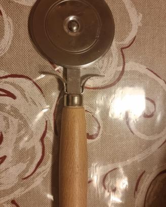 Rotella Taglia pizza in acciaio inox