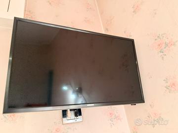 Tv samsung 28”
