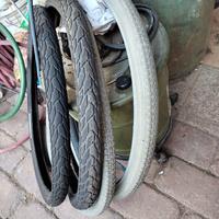 2 copertoni per carrozzina