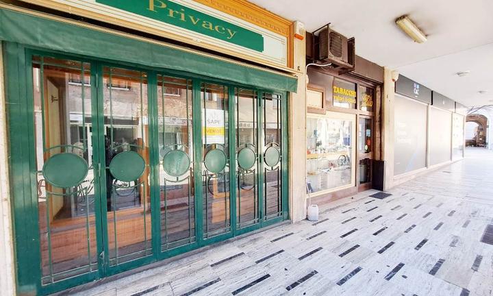 1 Vetrina a Rovigo