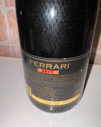 Moet & Chandon Ferrari brut e Ferrari Demi Sec vin