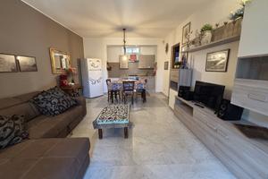 APPARTAMENTO 70 mq CON POSTO AUTO ACICASTELLO