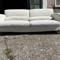 divano b&b bianco