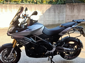 Aprilia caponord 1200