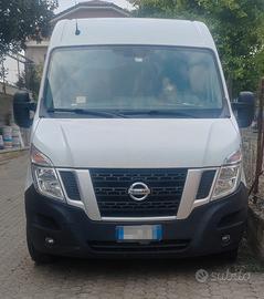 NISSAN NV400