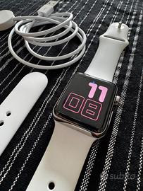 Apple Watch Serie 3 Cassa 38mm GPS + Cellular