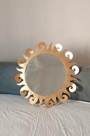 Specchio a forma di sole