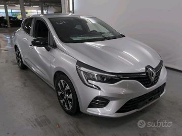 RENAULT Clio TCe 90 CV 5 porte Techno