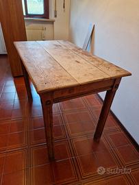 tavolo in legno