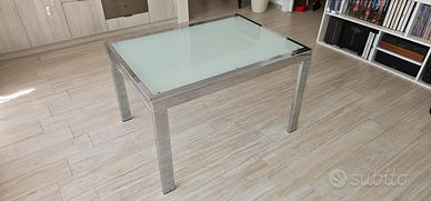 Tavolo moderno allungabile 120-240x90 cm