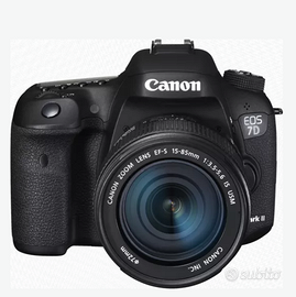 Canon EOS 7D Mark II come nuova