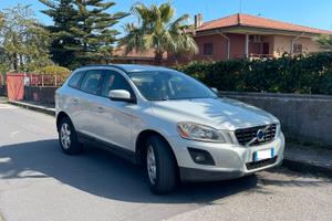 VOLVO XC60 2.4 DIESEL 175CV