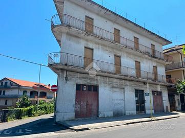 PALAZZINA A ACI SANT'ANTONIO