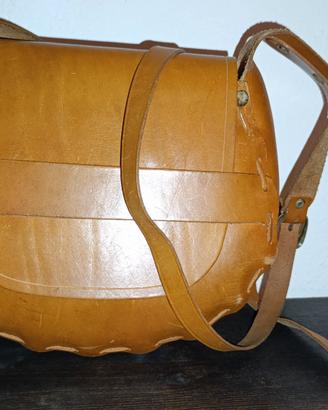 Borsa a tracolla artigianale in cuoio vintage 