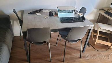 Tavolo cucina allungabile + 4 sedie