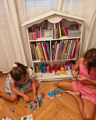 Libreria casetta per bambini