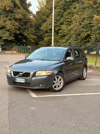 Volvo v50 1.6d Gancio Traino