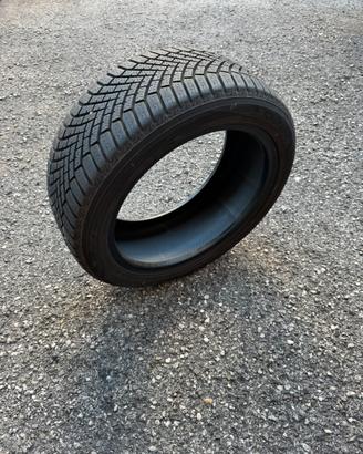 Yokohama Bluehart winter blue 225/45 r17