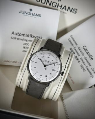 Junghans Max Bill