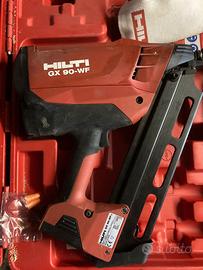 Spara chiodi a gas HILTI