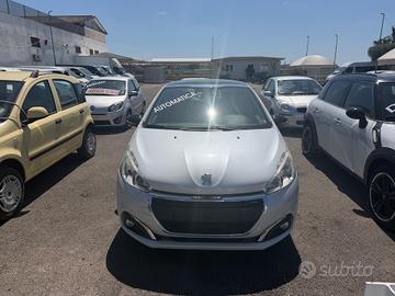 Peugeot 208 1.2 benzina GTLINE 2015 automatica
