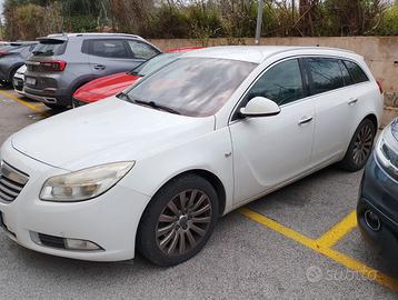 Opel Insignia Sports Tourer Cosmo 160 cv