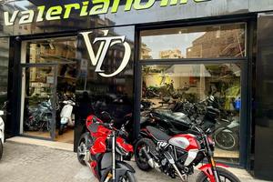 Vari modelli Ducati in PRONTA CONSEGNA VALERIANOMO