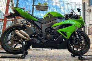 Kawasaki ninja zx6r 2010