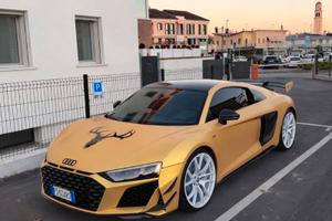 aaudi r8 performance
