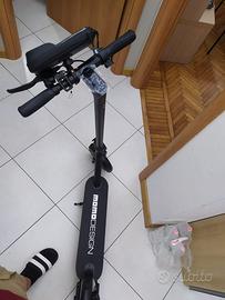 Monopattino elettrico NUOVO