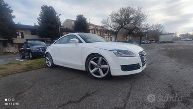 Audi TT S line