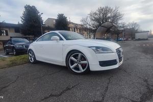 Audi TT S line