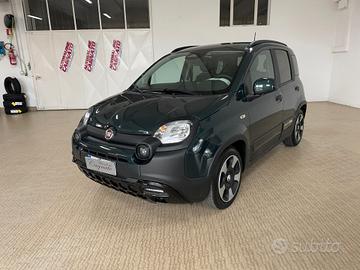 Fiat Panda Pandina 1.0 Hybrid CROSS 2025 Prezzo ve