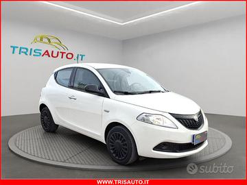LANCIA Ypsilon 1.0 Hybrid Silver NEOPATENTATI