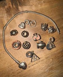 Bracciale pandora con 12 ciondoli originali