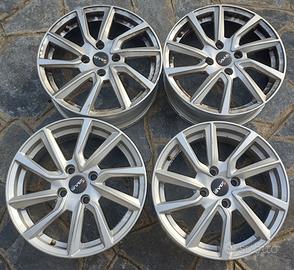 4 cerchi in lega 6.5JX16H2 - 205/60 R16