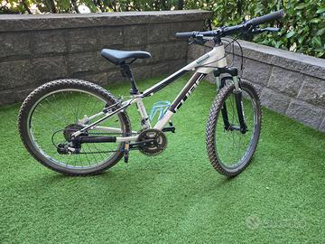 Mountain Bike Cube Acid 240