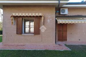 PORZIONE DI BIFAMILIARE A CASTELLO D'ARGILE