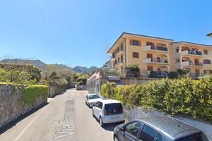 Garage di 30 mq con ingresso autonomo su strada