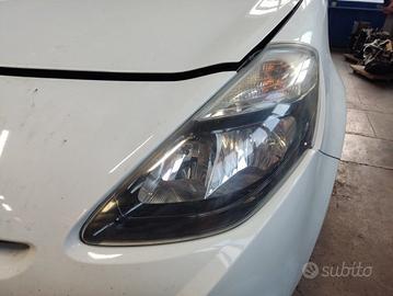 Proiettore sinistro RENAULT CLIO del 2011