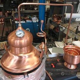 Alambicco da 25 litri a bagnomaria, distillatore.
