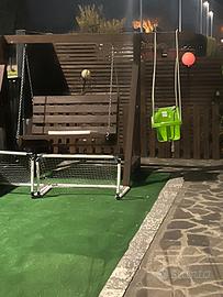 Dondolo legno per giardino