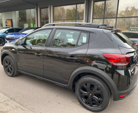 DACIA SANDERO EXTREME UP < 5000 km (come nuova)