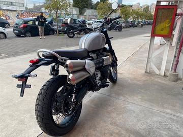 Triumph Scrambler 1200