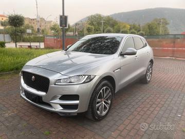 Jaguar F-Pace 2.0 D 180 CV AWD aut. Portfolio con 