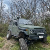 Suzuki samurai a molle