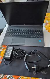 HP 250 G9 (Intel N4500, 8GB RAM, 256GB SSD)